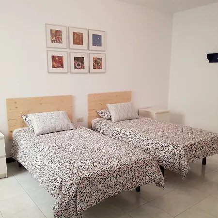펜션 Surfers Paradise Ideal For Surfers And Beach Lovers